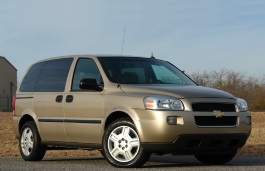 Chevrolet Uplander picture (2005 year model)